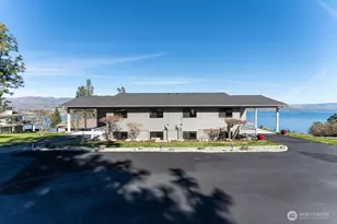 4056 Lakeveiw Pl, Chelan, WA 98816 - Photo 6