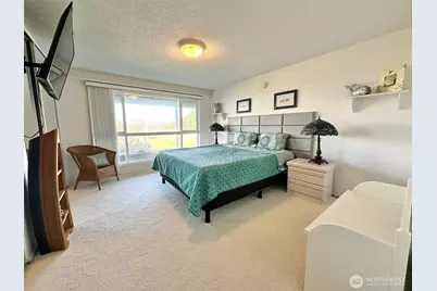 1031 S Sand Dune Avenue W #B, Ocean Shores, WA 98569 - Photo 18