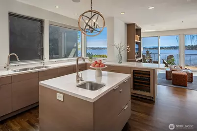 1318 Lakeside Avenue S, Seattle, WA 98144 - Photo 8