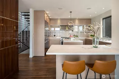 1318 Lakeside Avenue S, Seattle, WA 98144 - Photo 10