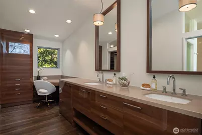 1318 Lakeside Avenue S, Seattle, WA 98144 - Photo 20