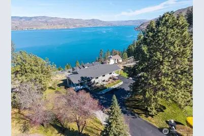 4056 Lakeveiw Place #2-B, Chelan, WA 98816 - Photo 2