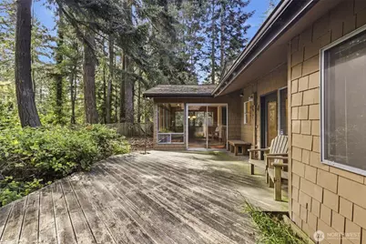 20319 92nd Avenue W, Edmonds, WA 98020 - Photo 22