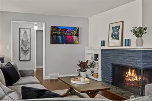 541 NE 130th St, Seattle, WA 98125 - Photo 4