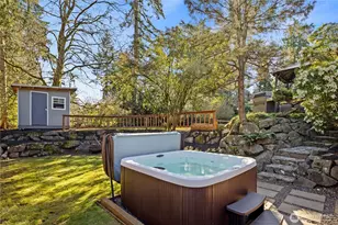 541 NE 130th St, Seattle, WA 98125 - Photo 34