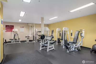 2414 1st Avenue #413, Seattle, WA 98121 - Photo 22