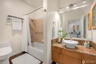 2414 1st Ave, Seattle, WA 98121 - Photo 14