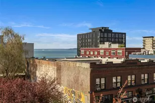 2414 1st Ave, Seattle, WA 98121 - Photo 16