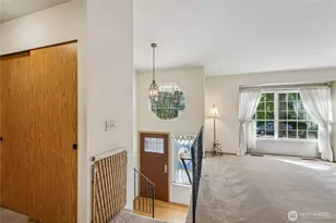 100 NW Westmont Ln, Bremerton, WA 98311 - Photo 8