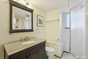 11208 SE 234th St, Kent, WA 98031 - Photo 22