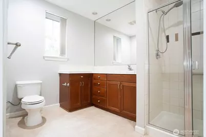 11004 NE 11th Street #301, Bellevue, WA 98004 - Photo 8