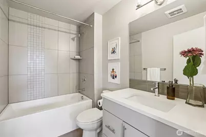 8410 17th Avenue SW #3, Seattle, WA 98106 - Photo 32