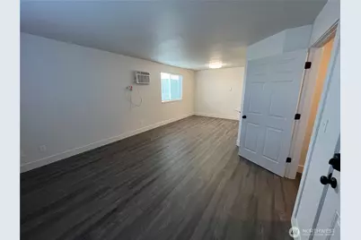 806 E White Birch Avenue, Ellensburg, WA 98926 - Photo 2