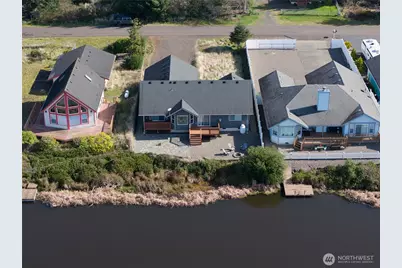 673 Island Circle SE, Ocean Shores, WA 98569 - Photo 1
