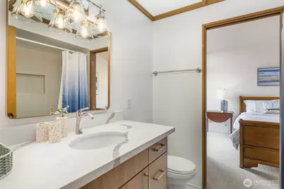 2180 Cove Drive, Oak Harbor, WA 98277 - Photo 36