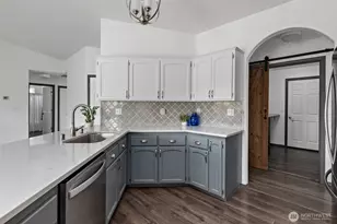 2060 SW 16th, Oak Harbor, WA 98277 - Photo 12