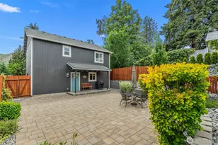 617 E Wapato Ave, Chelan, WA 98816 - Photo 26