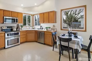 1901 N Ct SE, Auburn, WA 98002 - Photo 10