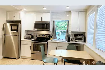 1609 E Columbia Street, Seattle, WA 98122 - Photo 10