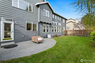 24023 SE 10th St, Sammamish, WA 98075 - Photo 36