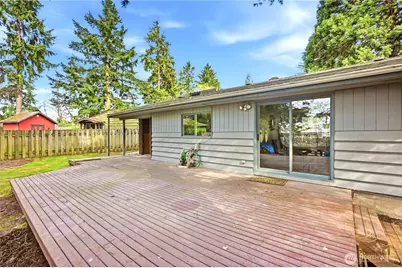 1409 N 135th Pl, Seattle, WA 98133 - Photo 38