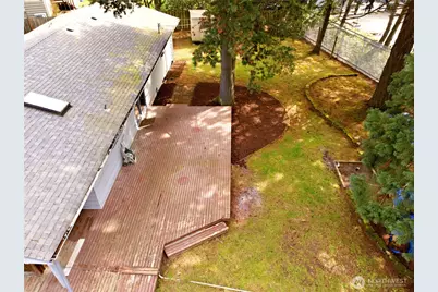 1409 N 135th Pl, Seattle, WA 98133 - Photo 36