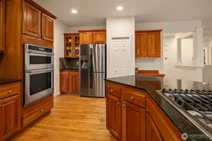 2433 201st St SE, Bothell, WA 98012 - Photo 10