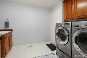 2433 201st St SE, Bothell, WA 98012 - Photo 18