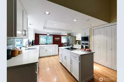 25216 238th Avenue SE, Maple Valley, WA 98038 - Photo 10