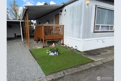 2522 Old Highway 99 S #35, Mount Vernon, WA 98273 - Photo 2
