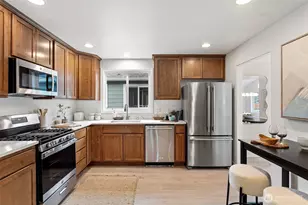 347 N 103rd St, Seattle, WA 98133 - Photo 8