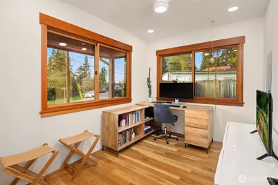 14625 SE 14th Street, Bellevue, WA 98007 - Photo 24