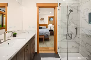 14625 SE 14th St, Bellevue, WA 98007 - Photo 20