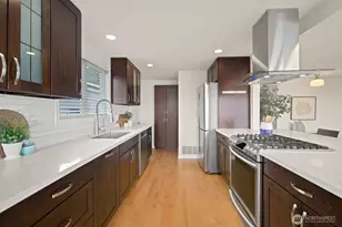 9818 63rd Ave S, Seattle, WA 98118 - Photo 16
