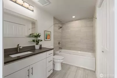 9818 63rd Avenue S, Seattle, WA 98118 - Photo 18