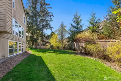 9630 NE 35th Place, Clyde Hill, WA 98004 - Photo 28
