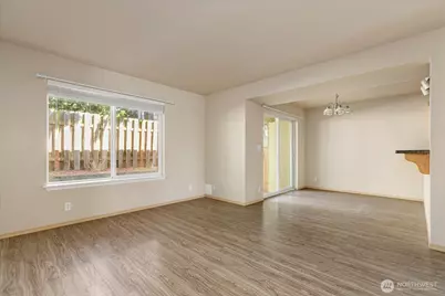 210 SE Melrose Drive, Oak Harbor, WA 98277 - Photo 6