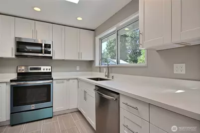 310 9th Avenue, Kirkland, WA 98033 - Photo 8