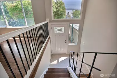 310 9th Avenue, Kirkland, WA 98033 - Photo 2