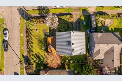 4605 49th Avenue S, Seattle, WA 98118 - Photo 32