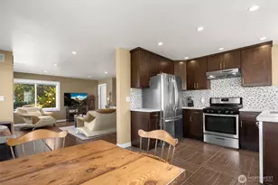 4605 49th Ave S, Seattle, WA 98118 - Photo 10