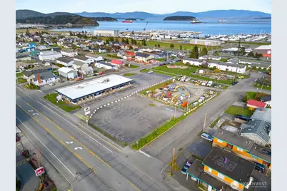 2821 Commercial Avenue, Anacortes, WA 98221 - Photo 4