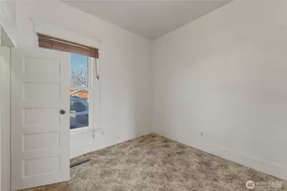 116 SW 9th Street, College Place, WA 99324 - Photo 8