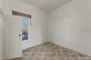 116 SW 9th St, College Place, WA 99324 - Photo 8