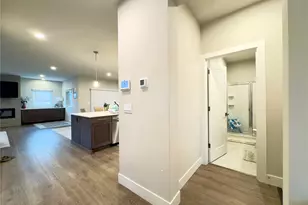 6302 SW 206th Pl, Lynnwood, WA 98036 - Photo 4