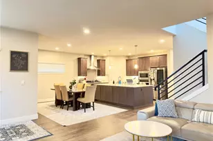 6302 SW 206th Pl, Lynnwood, WA 98036 - Photo 8