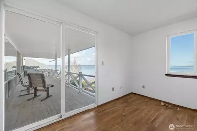 29903 Marine View Dr SW, Federal Way, WA 98023 - Photo 12