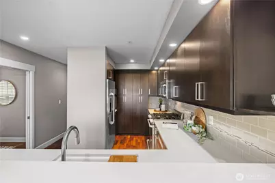 1240 5th Avenue N #201, Seattle, WA 98109 - Photo 12