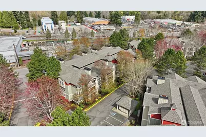 7711 NE 175th Street #C103, Kenmore, WA 98028 - Photo 34