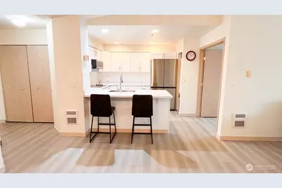 1001 W Casino Road #G303, Everett, WA 98204 - Photo 6